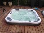 zwembad jacuzzi